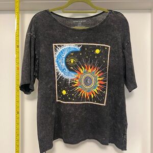 Caution To The Wind graphic T-Shirt